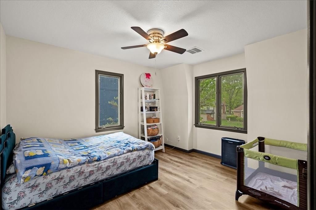 14609 Laquinta Drive — photo 16