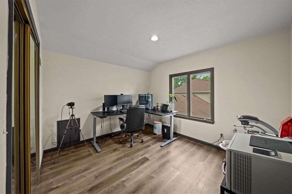 14609 Laquinta Drive — photo 22