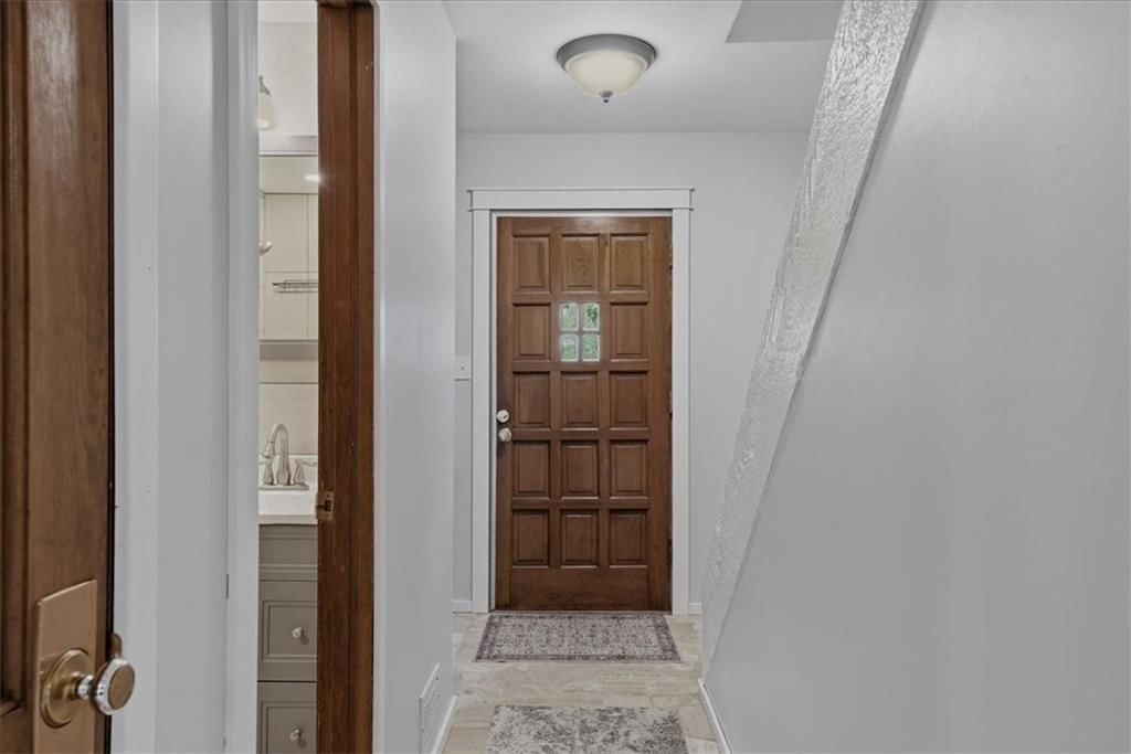 3007 N 84th Terrace — photo 6