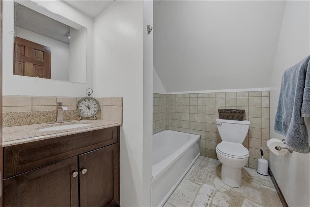 3007 N 84th Terrace — photo 24