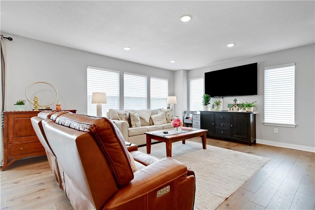 3807 SW Walsh Drive — photo 8