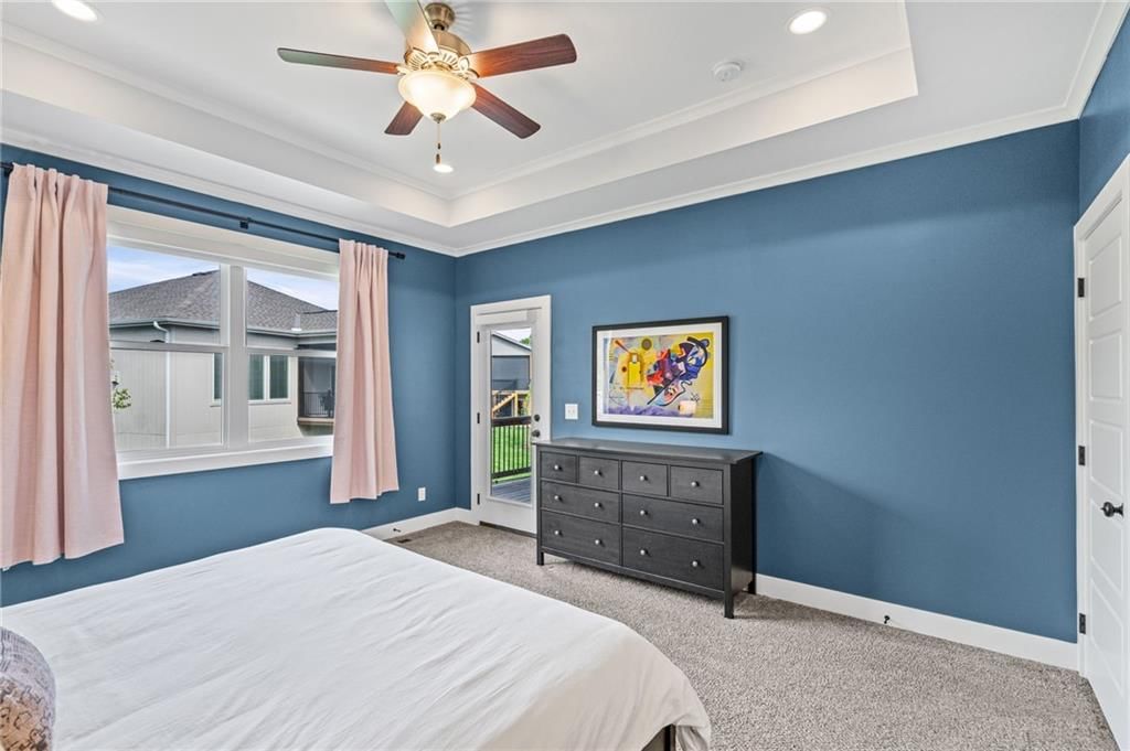 4910 NW Ridgewood Court — photo 22