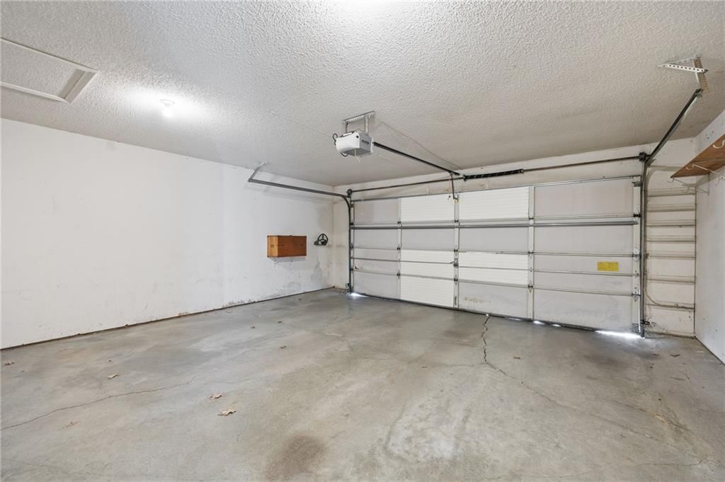 1200-1202 E 25th Terrace — photo 46