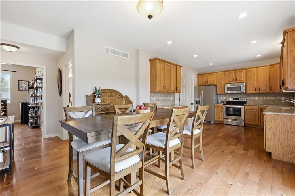 1804 Cardinal Circle — photo 5