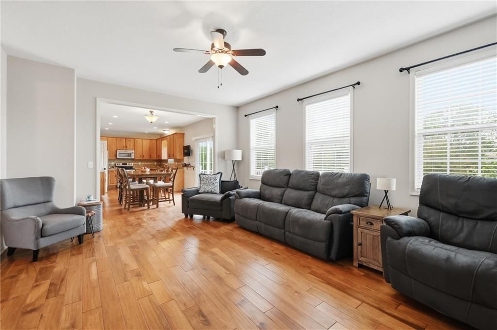 1804 Cardinal Circle — photo 40