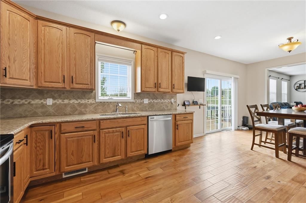 1804 Cardinal Circle — photo 41