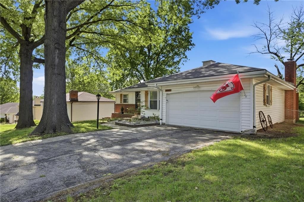 4501 E 105th Street, Kansas City, MO