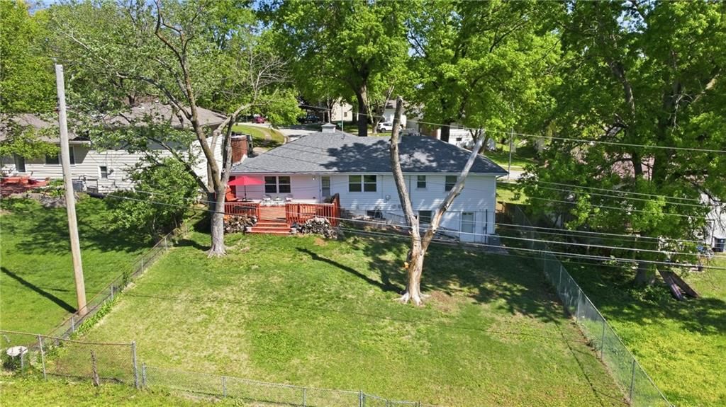 4501 E 105th Street — photo 32
