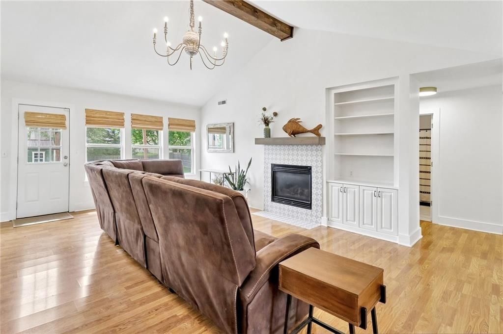 850 Myers Drive — photo 4
