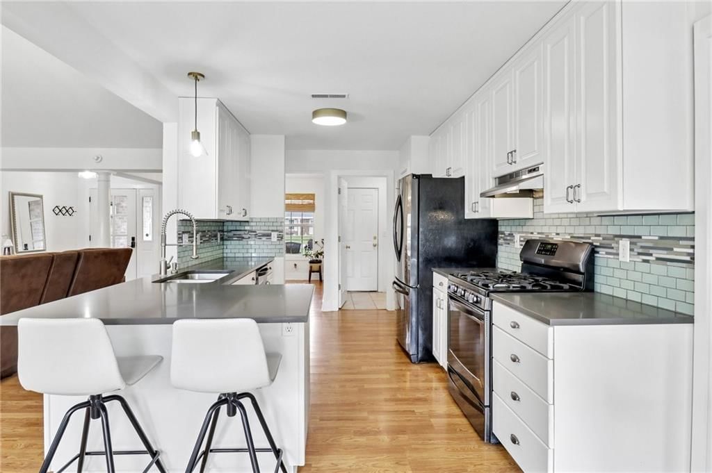 850 Myers Drive — photo 12