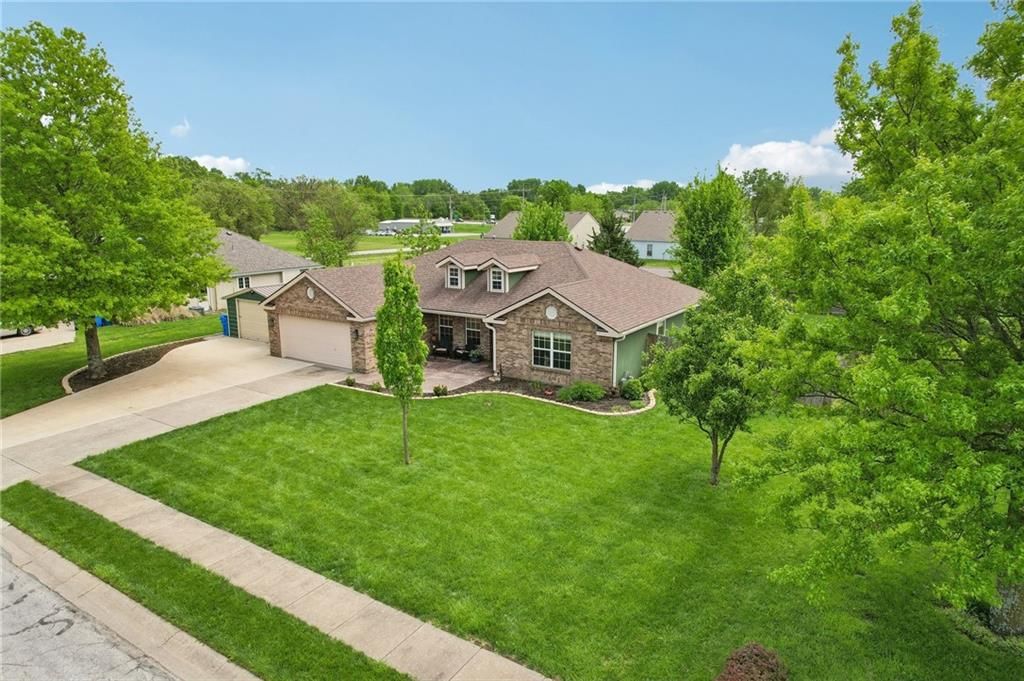 850 Myers Drive — photo 28