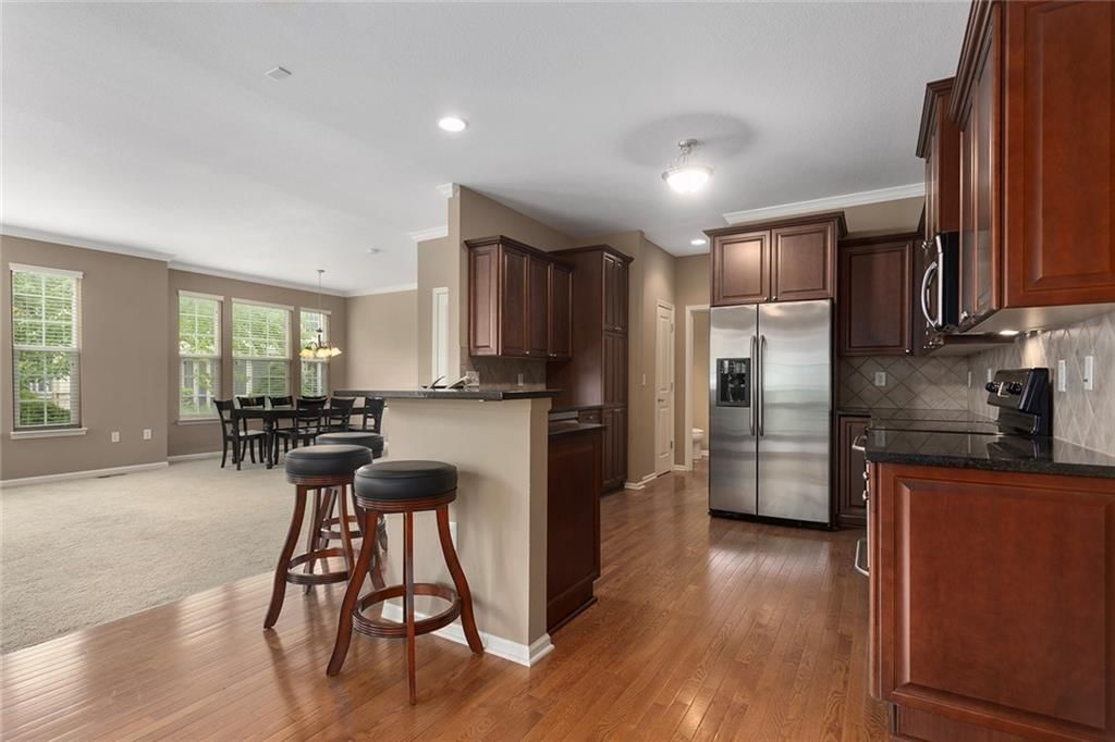 9827 Nieman Place — photo 11
