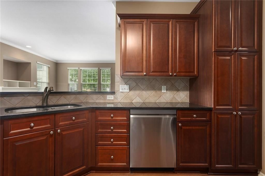 9827 Nieman Place — photo 12