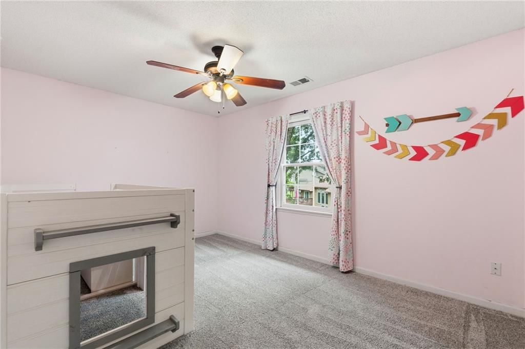 7511 N Palmer Avenue — photo 27