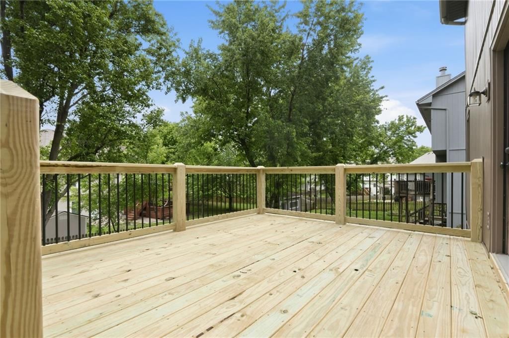 7511 N Palmer Avenue — photo 31