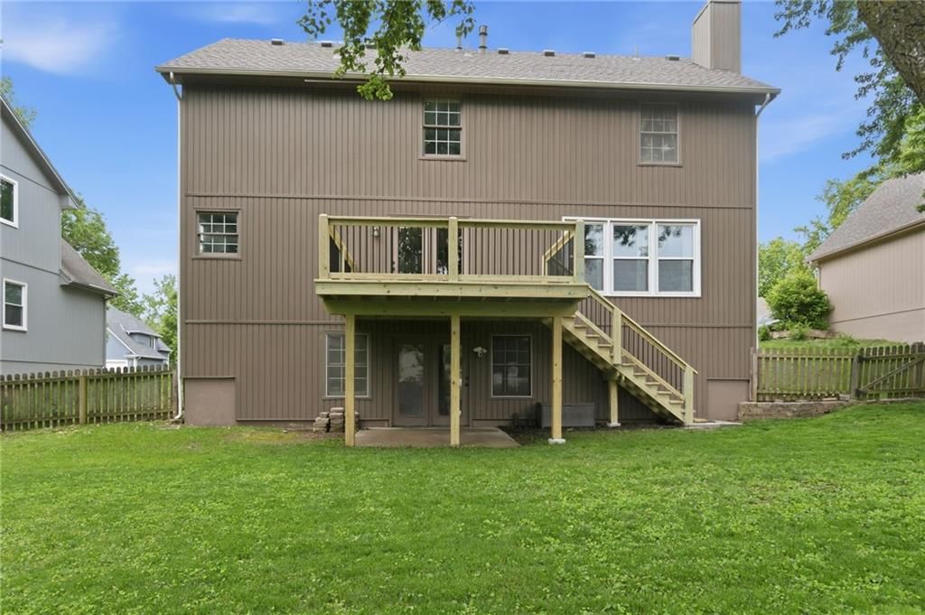 7511 N Palmer Avenue — photo 34