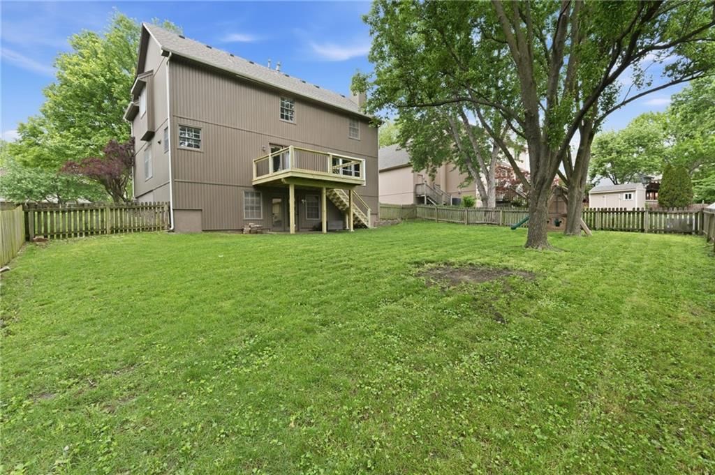 7511 N Palmer Avenue — photo 36