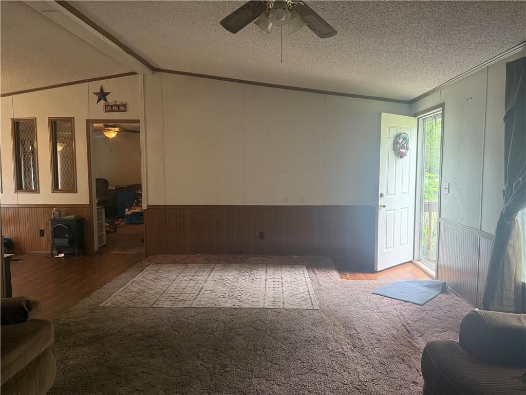 401 W Larch Street — photo 5