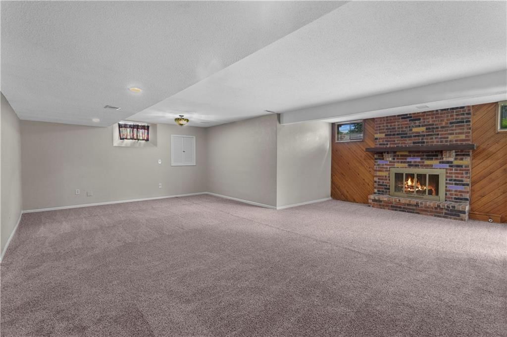 1612 SW WHITE OAK Lane — photo 36