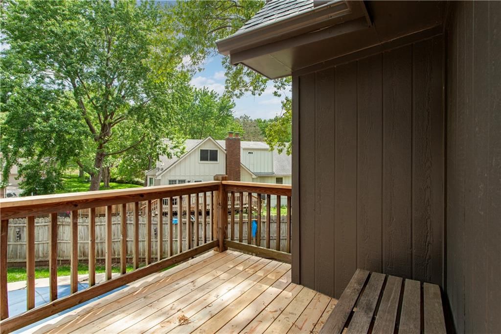 1612 SW WHITE OAK Lane — photo 39