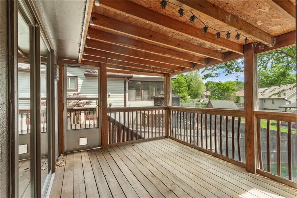 1612 SW WHITE OAK Lane — photo 40