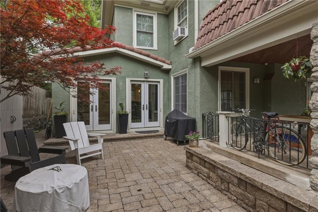 5124 Brookside Boulevard — photo 8