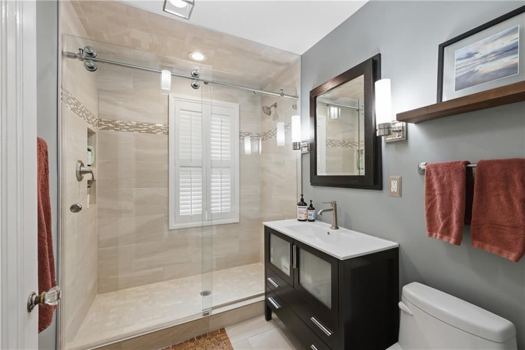 5124 Brookside Boulevard — photo 26