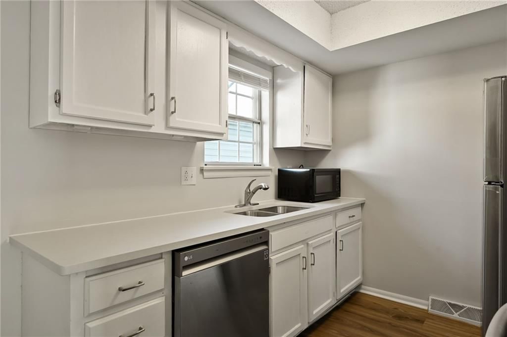 6521 E 128th Street — photo 11