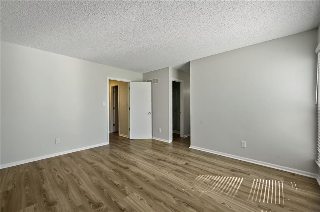 6521 E 128th Street — photo 15