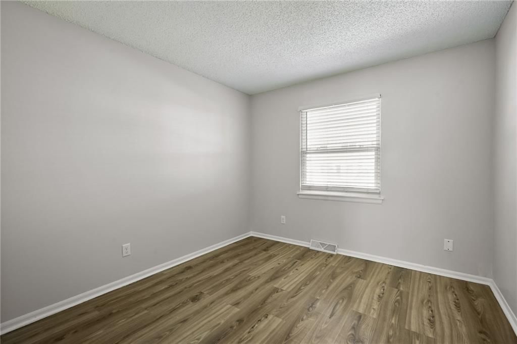 6521 E 128th Street — photo 18