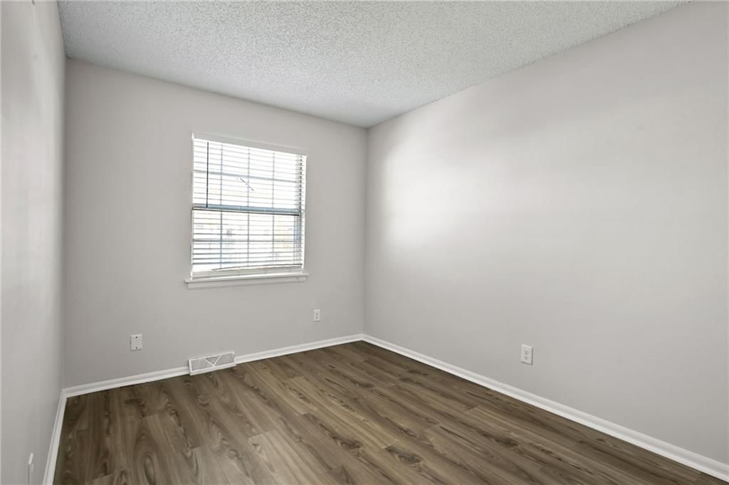 6521 E 128th Street — photo 19