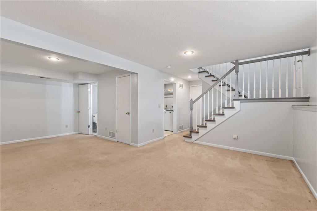 810 Pine crest Avenue — photo 23