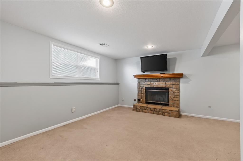 810 Pine crest Avenue — photo 24