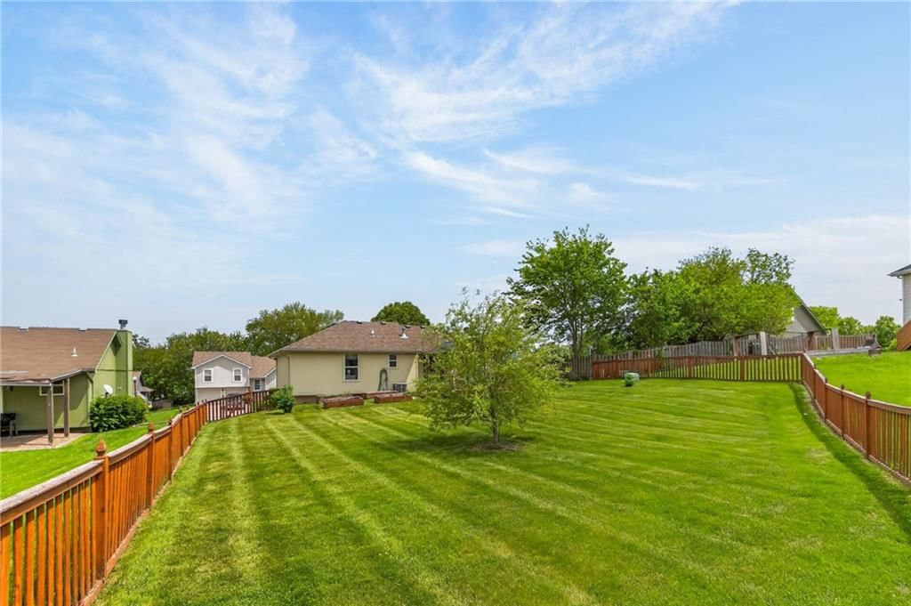 810 Pine crest Avenue — photo 26