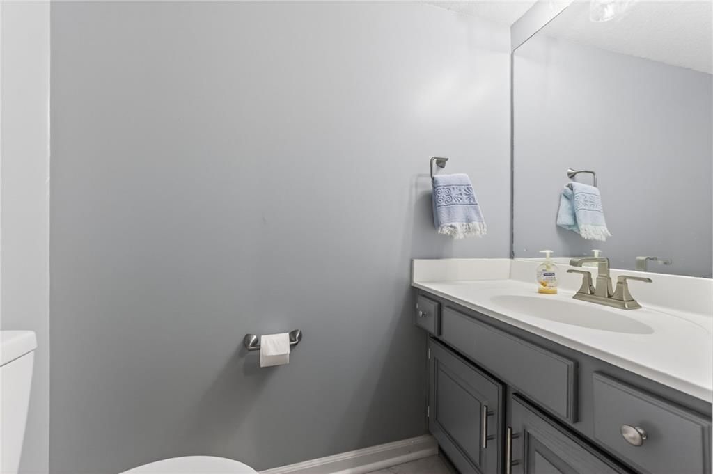 810 Pine crest Avenue — photo 30