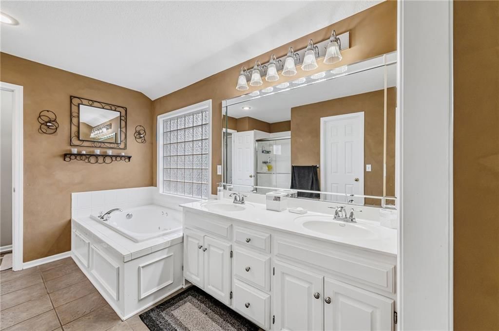 7408 N Sycamore Avenue — photo 16