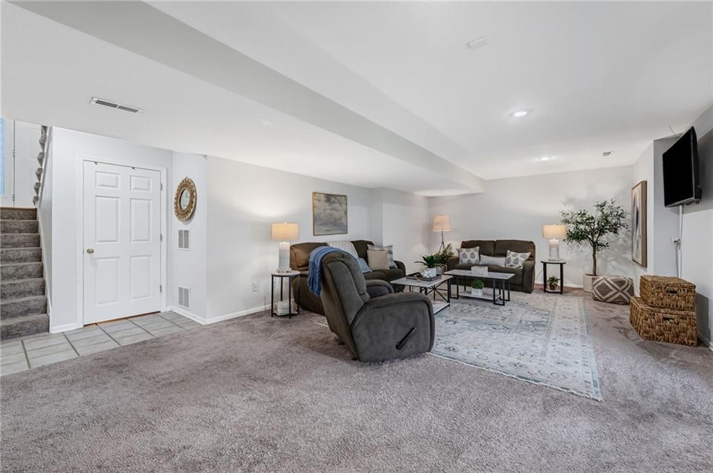 7408 N Sycamore Avenue — photo 24