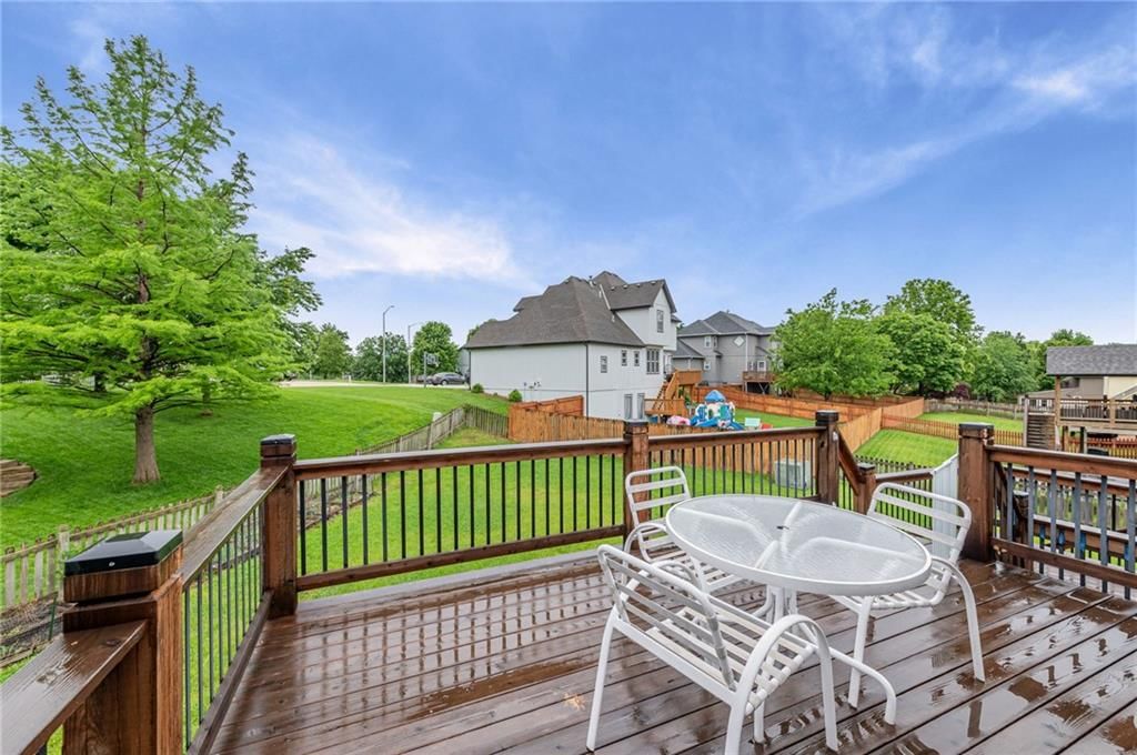 7408 N Sycamore Avenue — photo 38