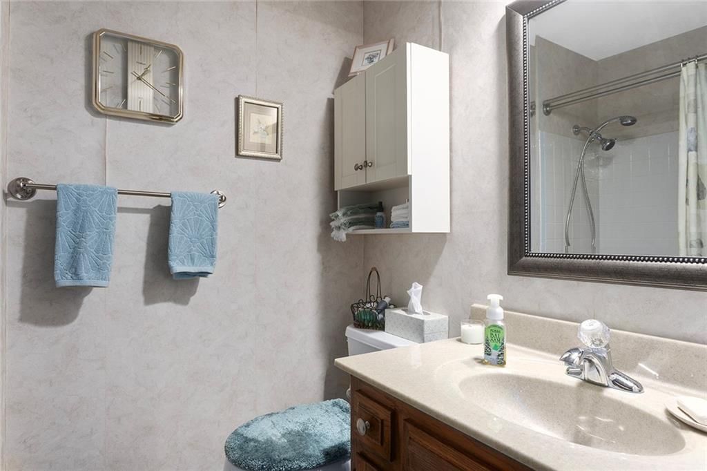 Photo 19 of 31 - 7270 MASTIN Street, Merriam, KS 66203