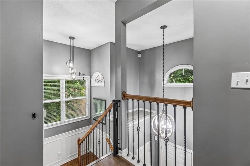 9119 N Camden Avenue — photo 22