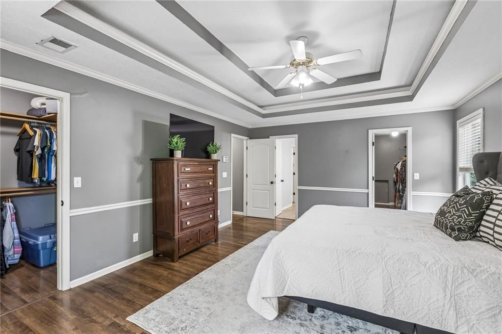 9119 N Camden Avenue — photo 24