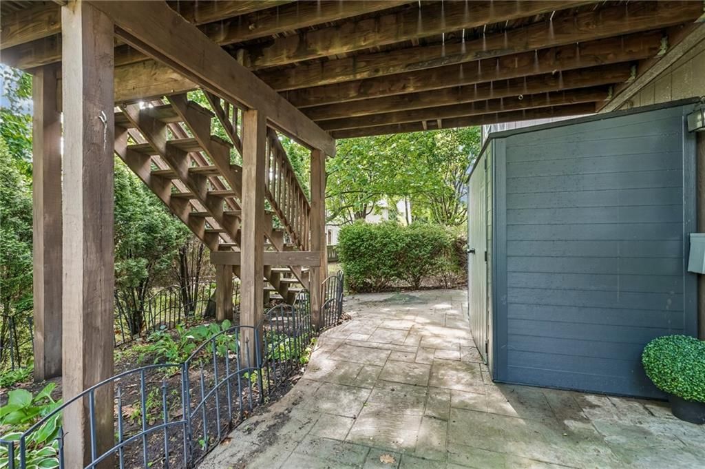 9119 N Camden Avenue — photo 51