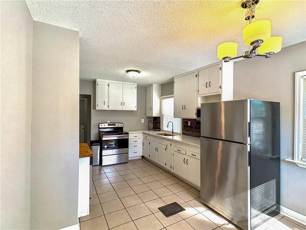 3719 Benton Boulevard — photo 10