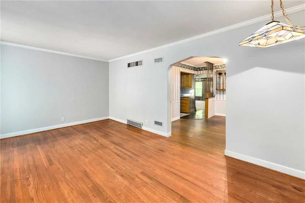 5327 Outlook Street — photo 5