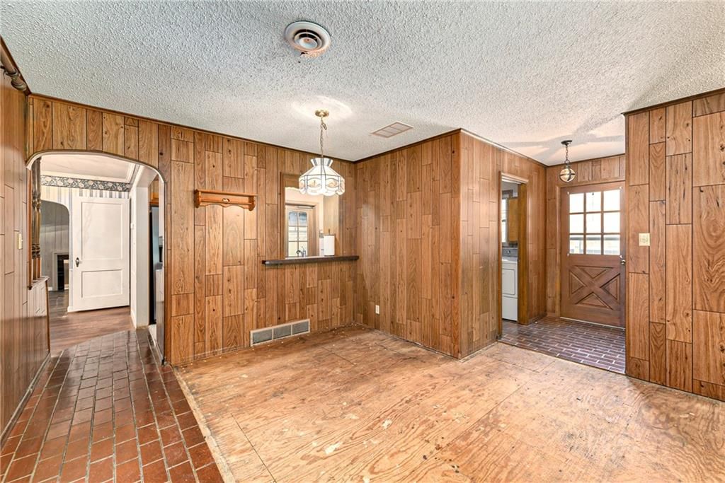 5327 Outlook Street — photo 15