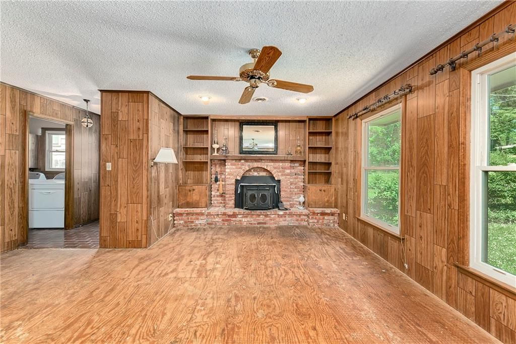 5327 Outlook Street — photo 17