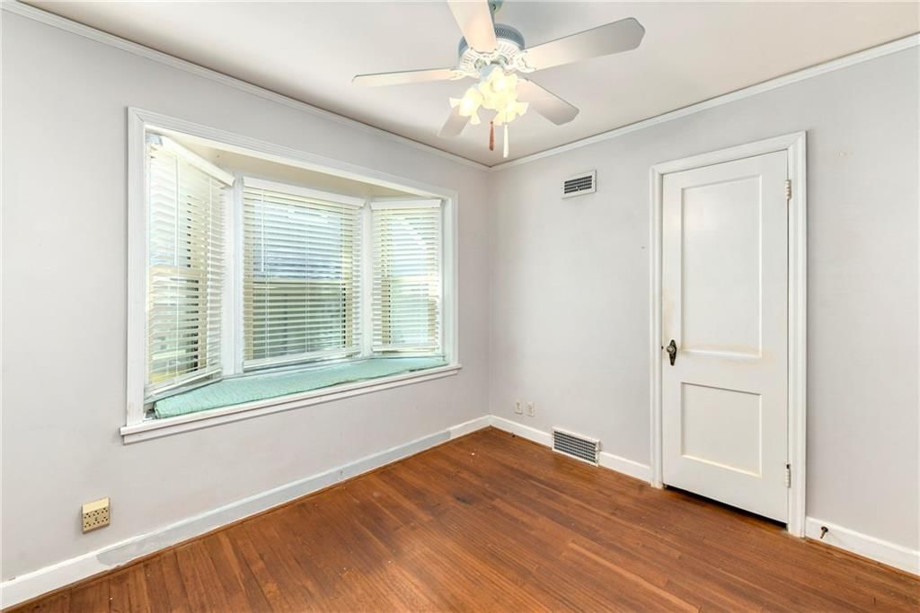 5327 Outlook Street — photo 22