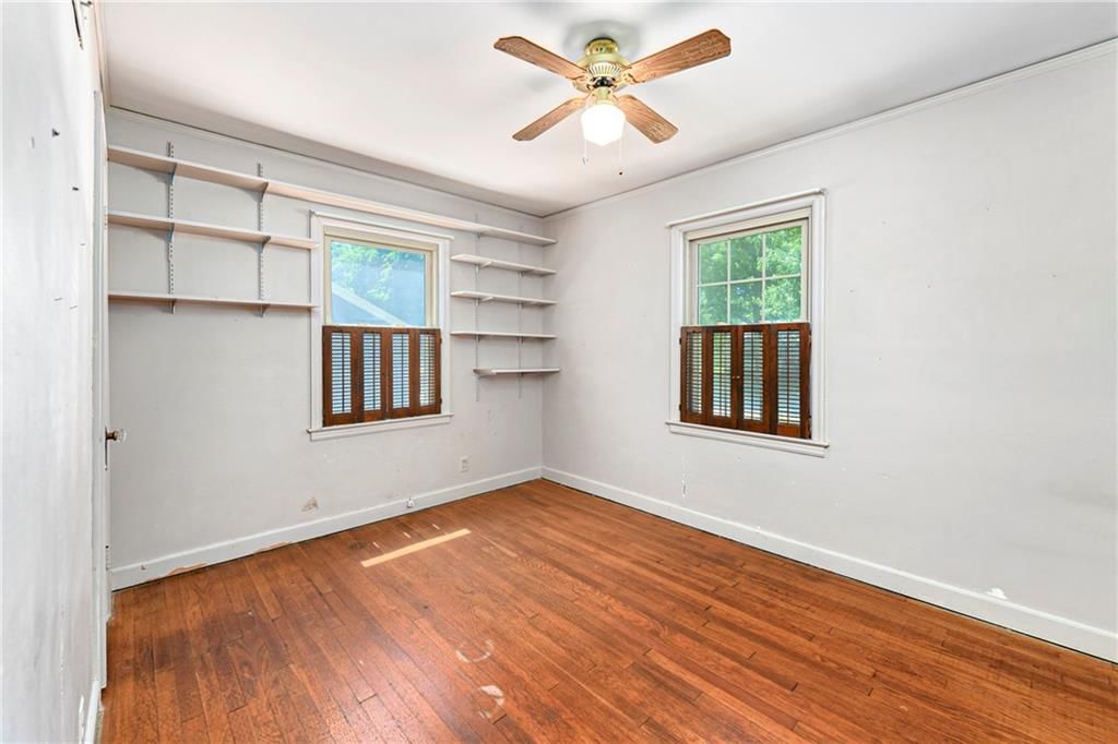 5327 Outlook Street — photo 23