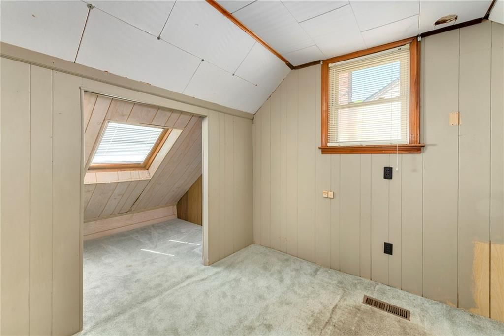 5327 Outlook Street — photo 27