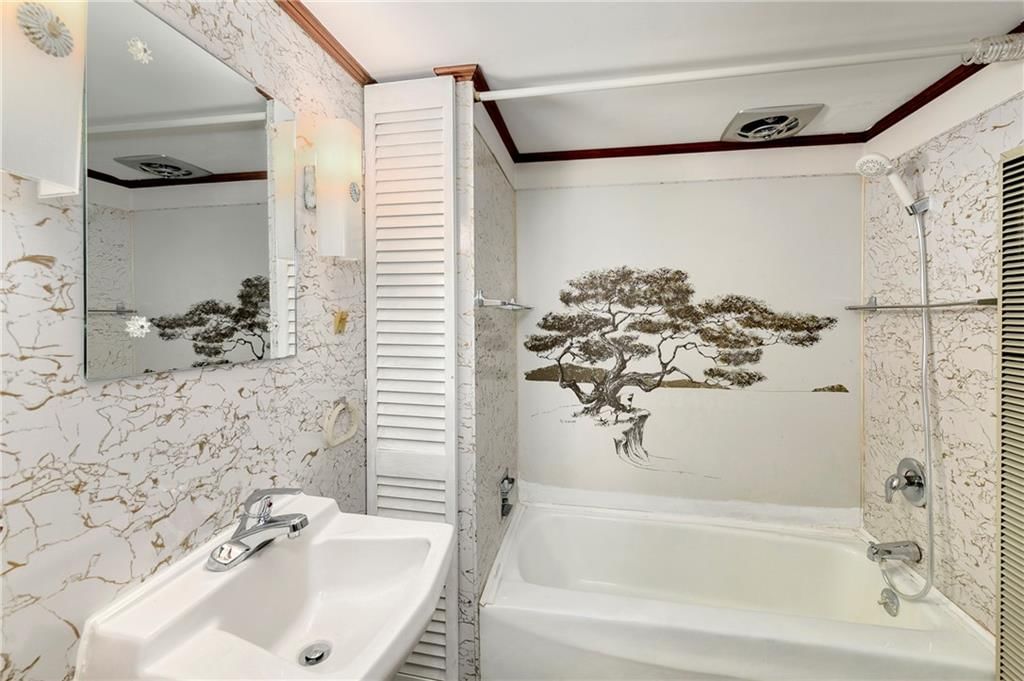5327 Outlook Street — photo 31